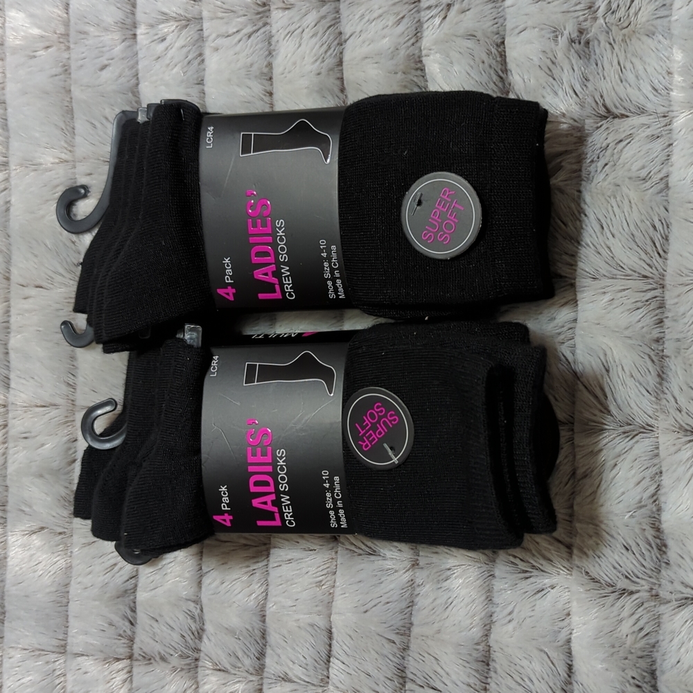 Ladies super soft crew socks